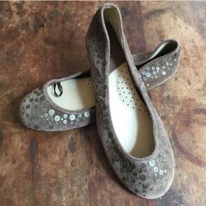 Y2K American Eagle Deadstock Brown Suede Ballet Flat Shoes Gold Brass Sequins
